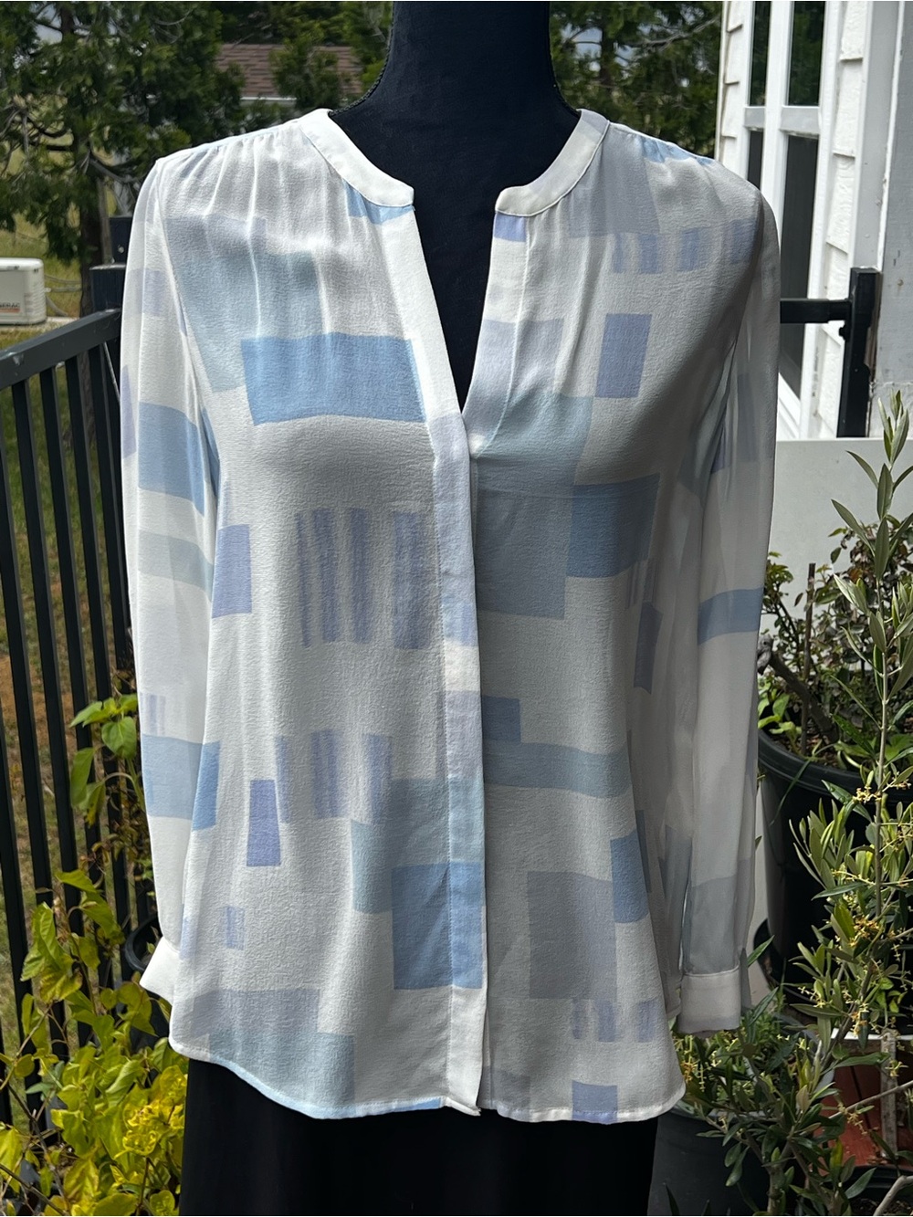 JOIE Women S Abstract Blue Patchwork Print 100% Silk Shirt Blouse